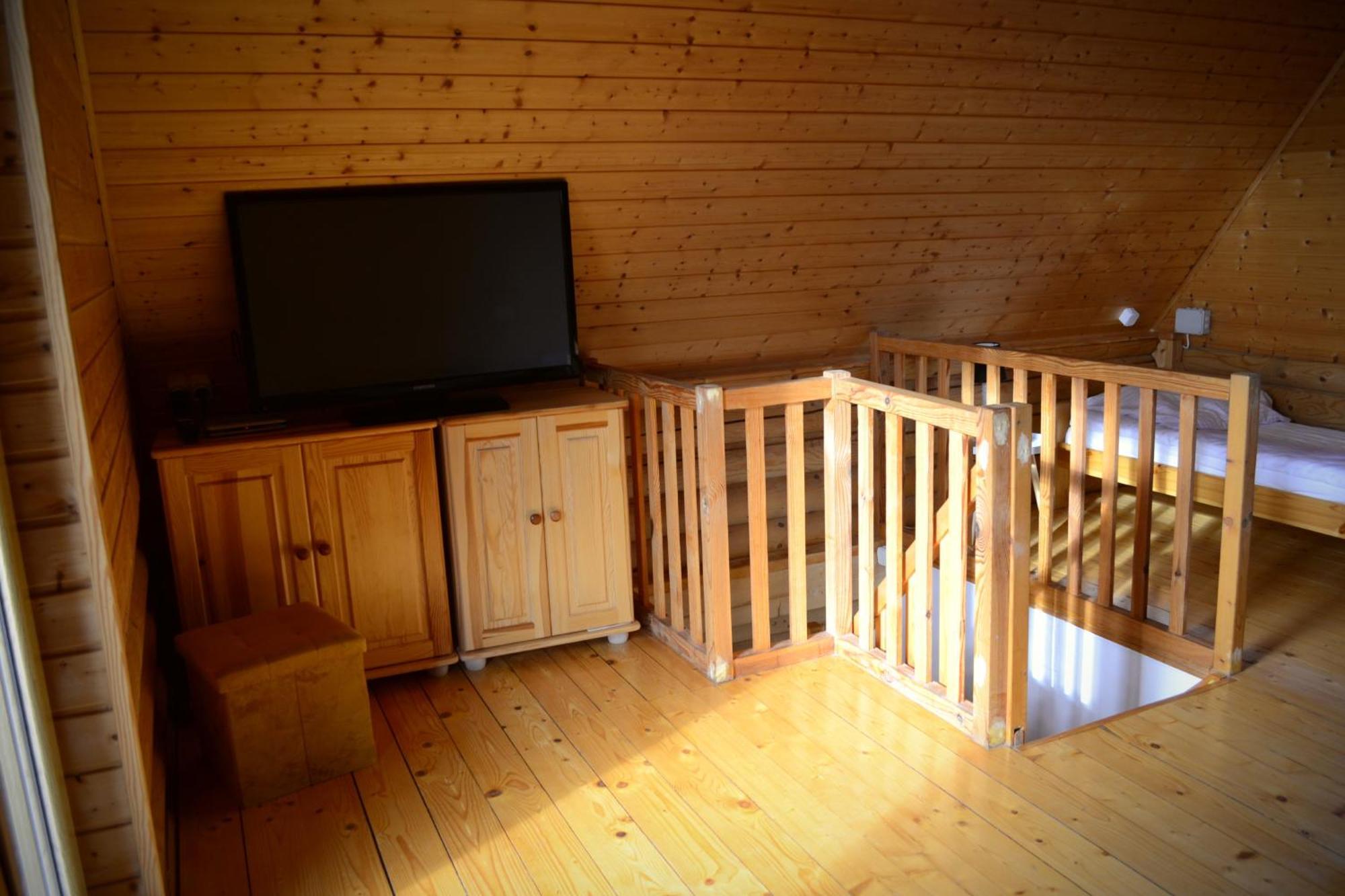 Camping Szczecinek Domy Wypoczynkowe Esterno foto