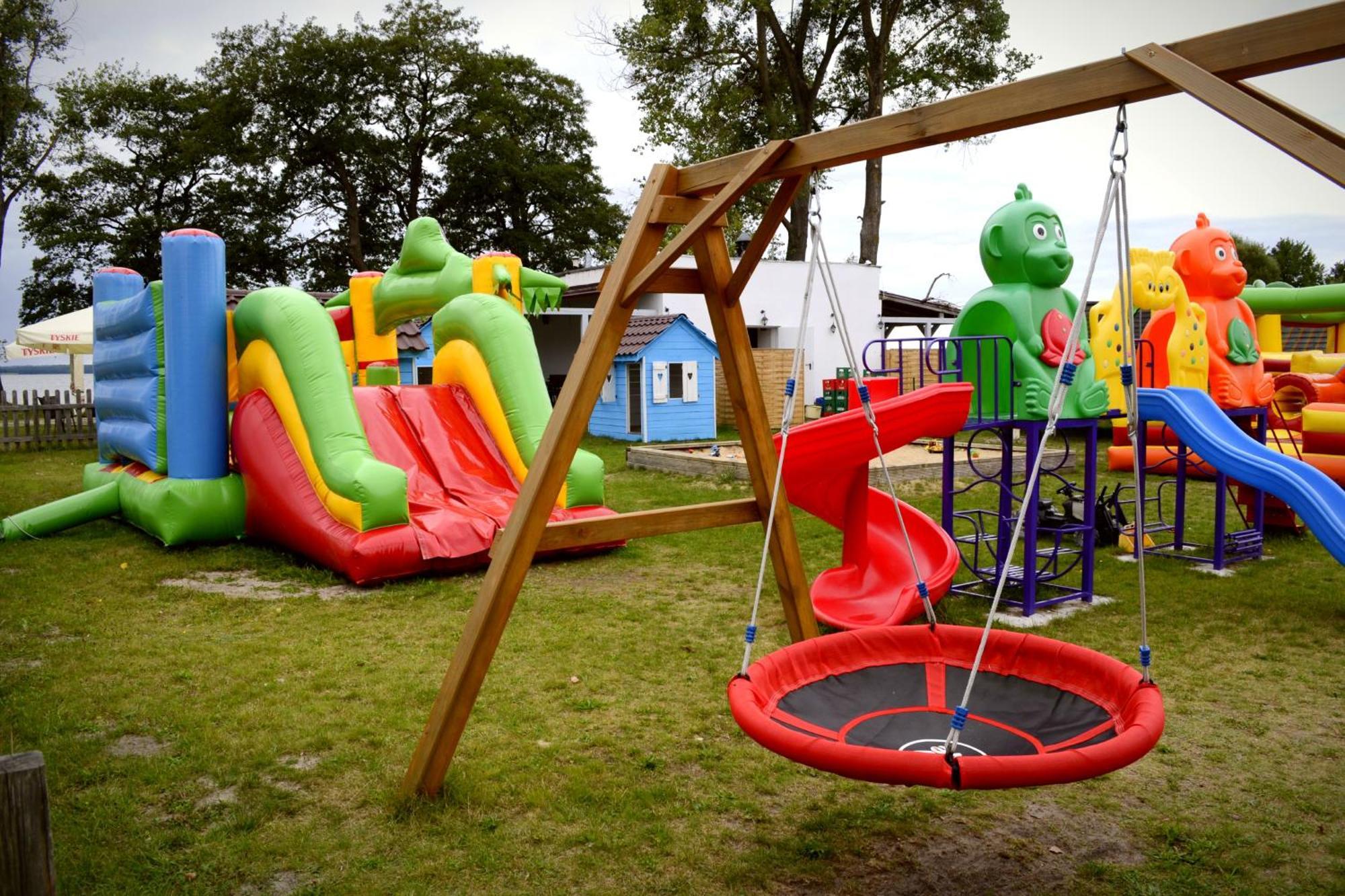 Camping Szczecinek Domy Wypoczynkowe Esterno foto