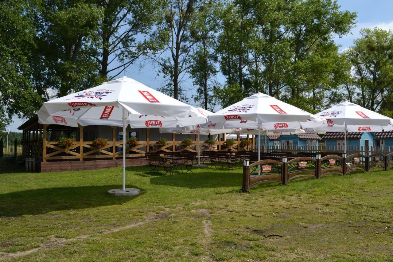 Camping Szczecinek Domy Wypoczynkowe Esterno foto