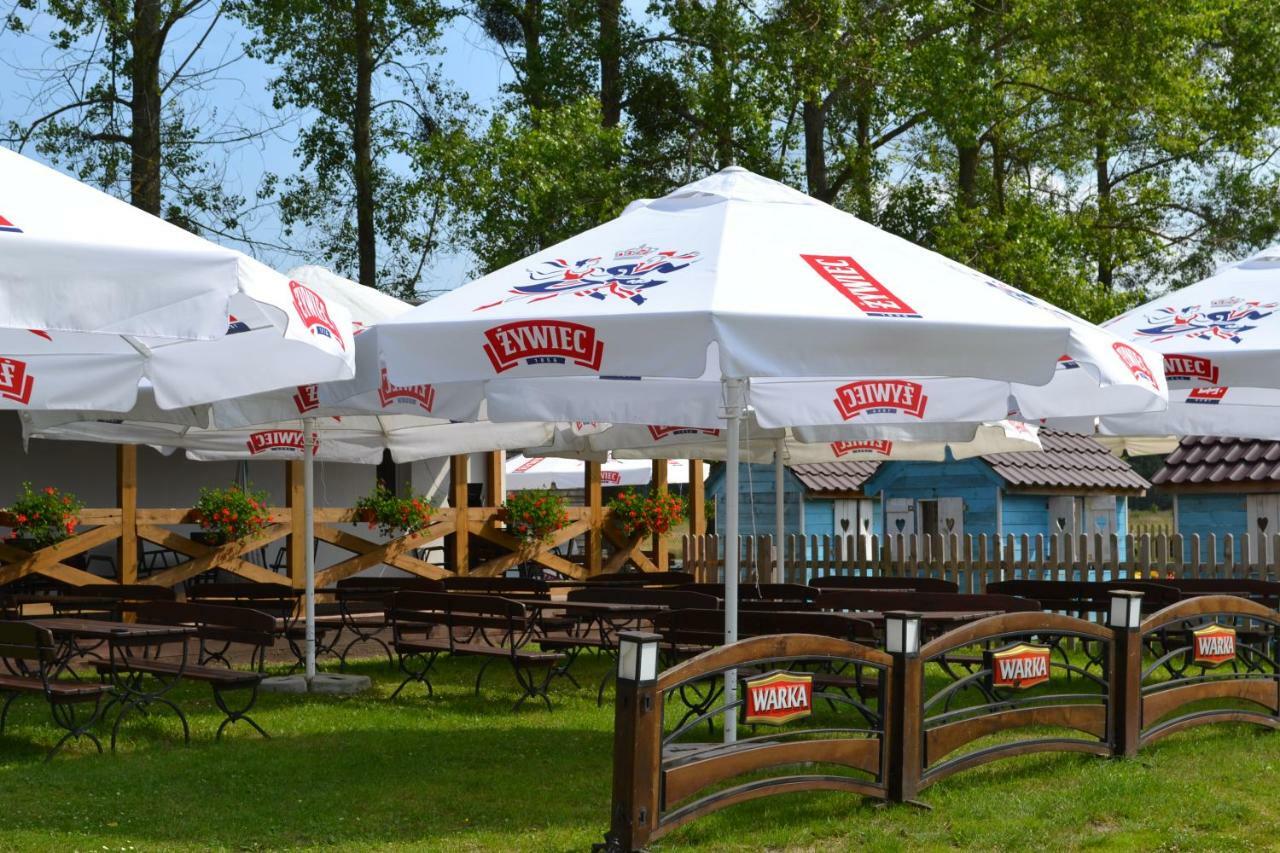 Camping Szczecinek Domy Wypoczynkowe Esterno foto